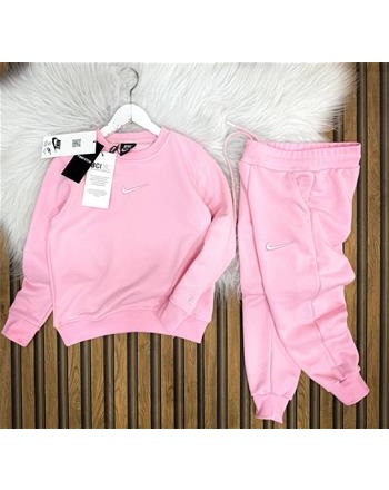 NİKE NAKIŞ İŞLEMELİ PEMBE KIZ TAKIM( AŞAĞIDAKİ AÇIKLAMAYI OKUYUNUZ 2/16 YAŞ ARASI)